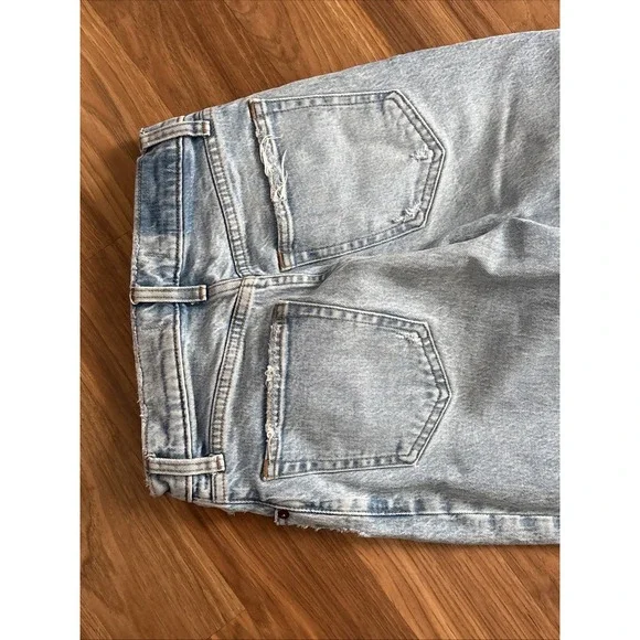 Abercrombie & Fitch Curve Love 90's Straight Ultra High Rise Jeans Women's Sz 2 - Picture 8 of 9